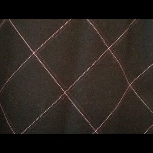 Classy black skirt with pink diamonds